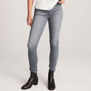 NWOT Simone High Rise Super Skinny Jean
